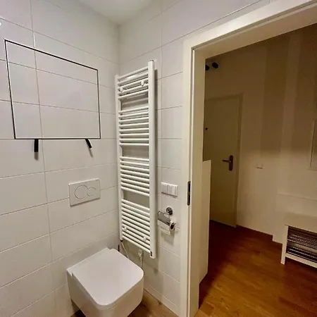 아파트 Dizajnovy Apartman - Tehelne Pole - Free Parking 브라티슬라바